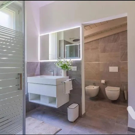 Camelia View Apartman *